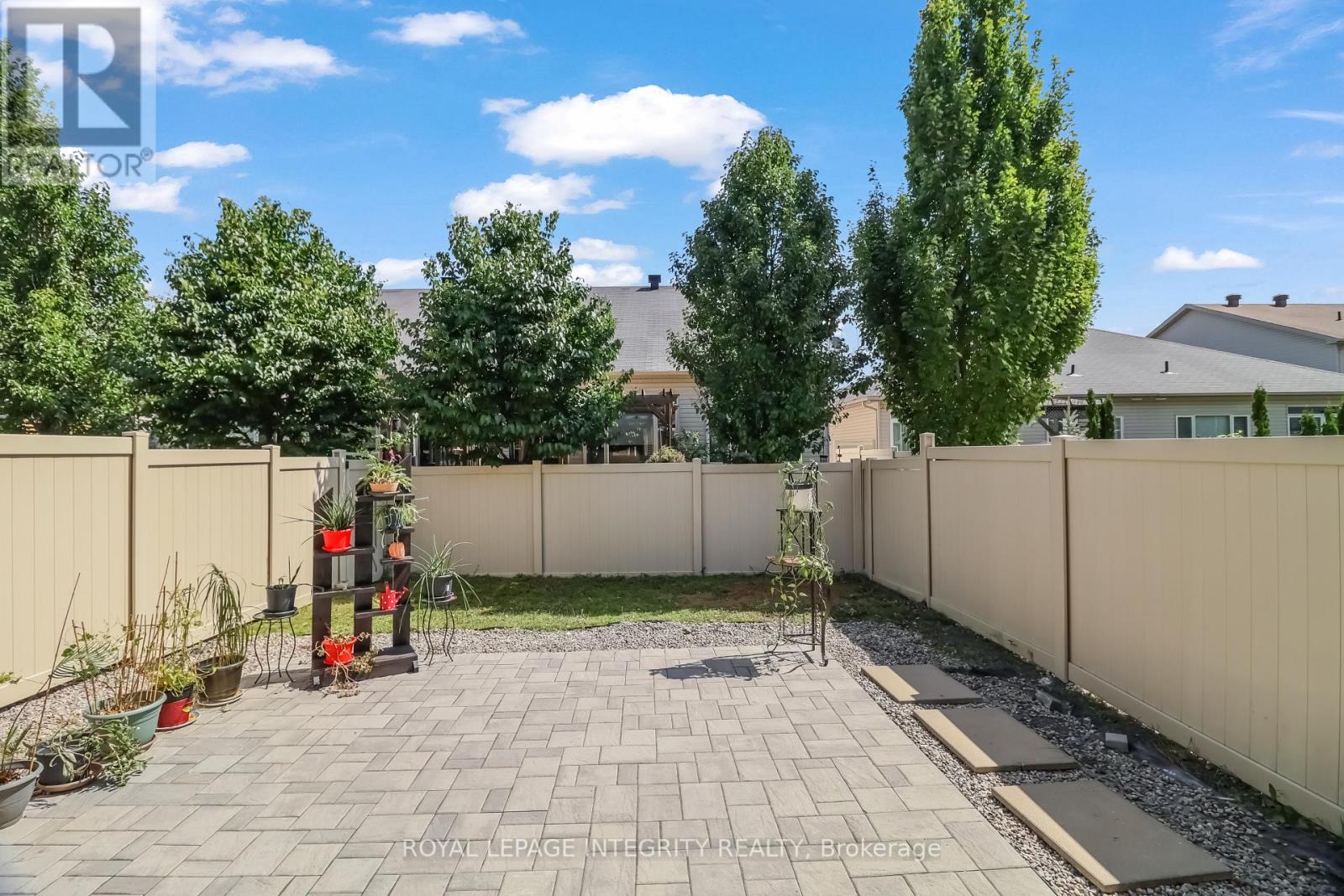 216 Gossamer Street, Ottawa, Ontario  K1C 7G4 - Photo 36 - X13682054