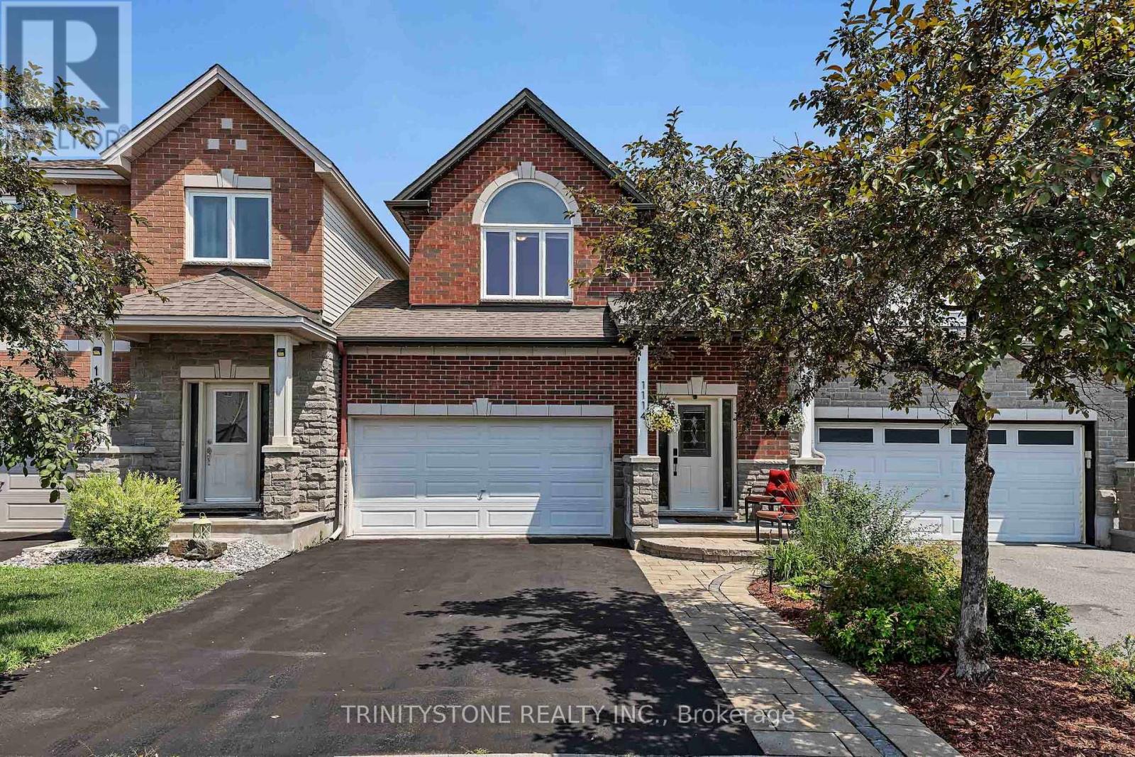 1114 NORTHGRAVES CRESCENT, Ottawa, Ontario