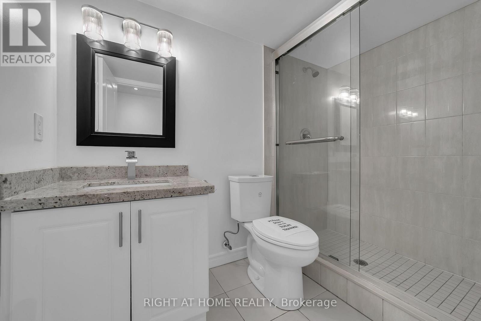 303 Blue Grass Boulevard, Richmond Hill, Ontario  L4C 3H3 - Photo 20 - N13681824