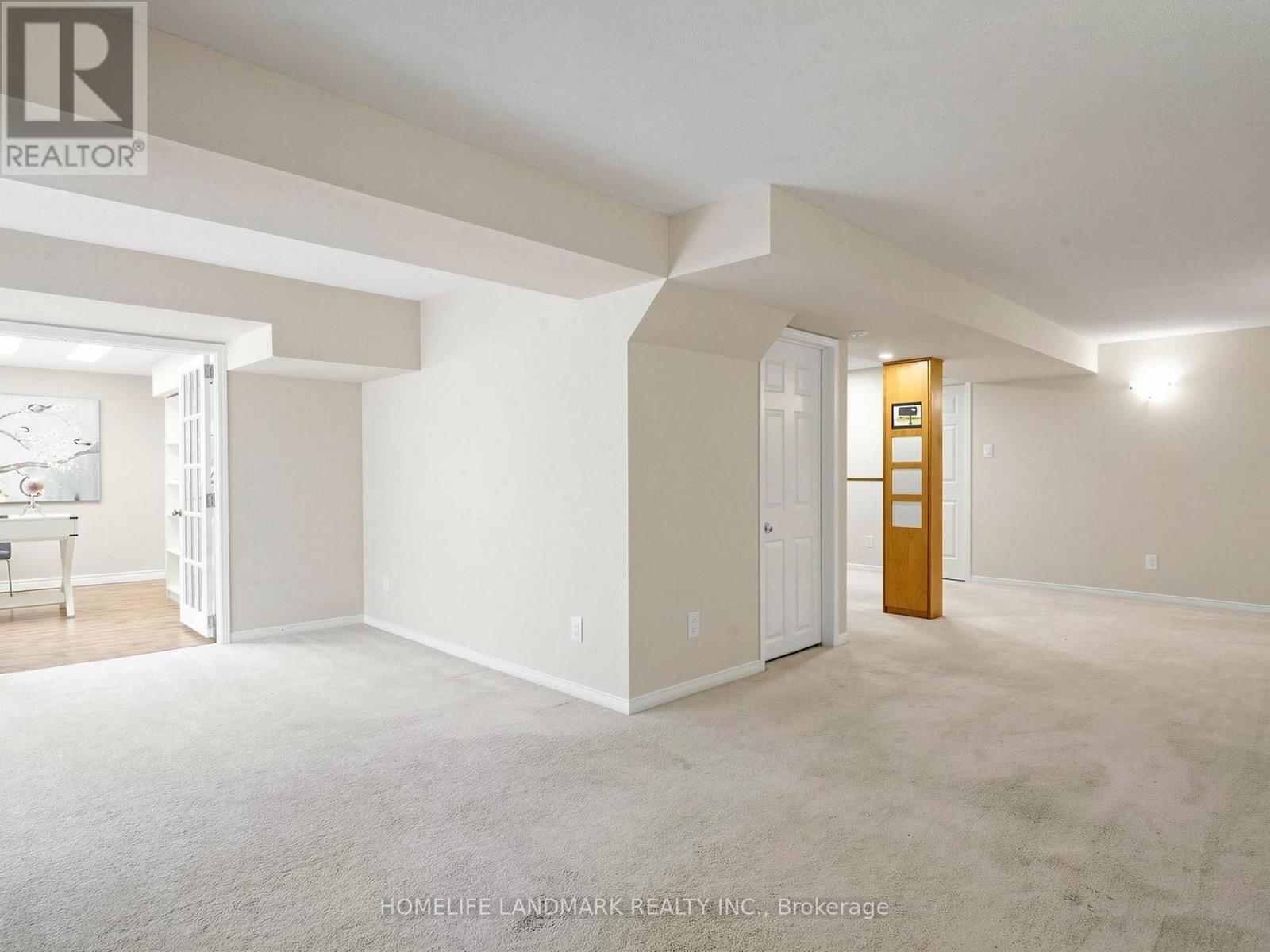 60 Ingleborough Court, Markham, Ontario  L3R 8M4 - Photo 39 - N13681980