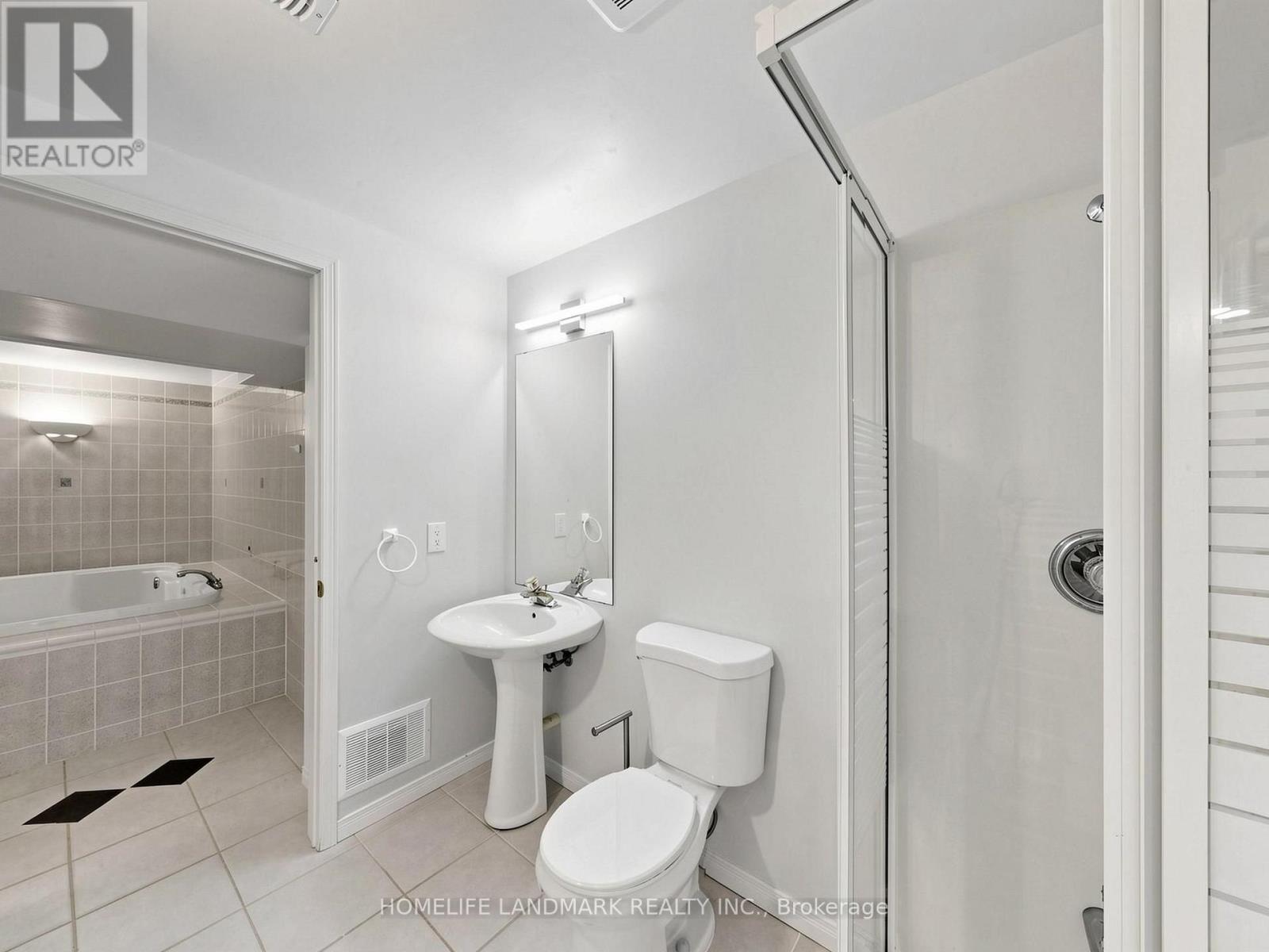 60 Ingleborough Court, Markham, Ontario  L3R 8M4 - Photo 45 - N13681980