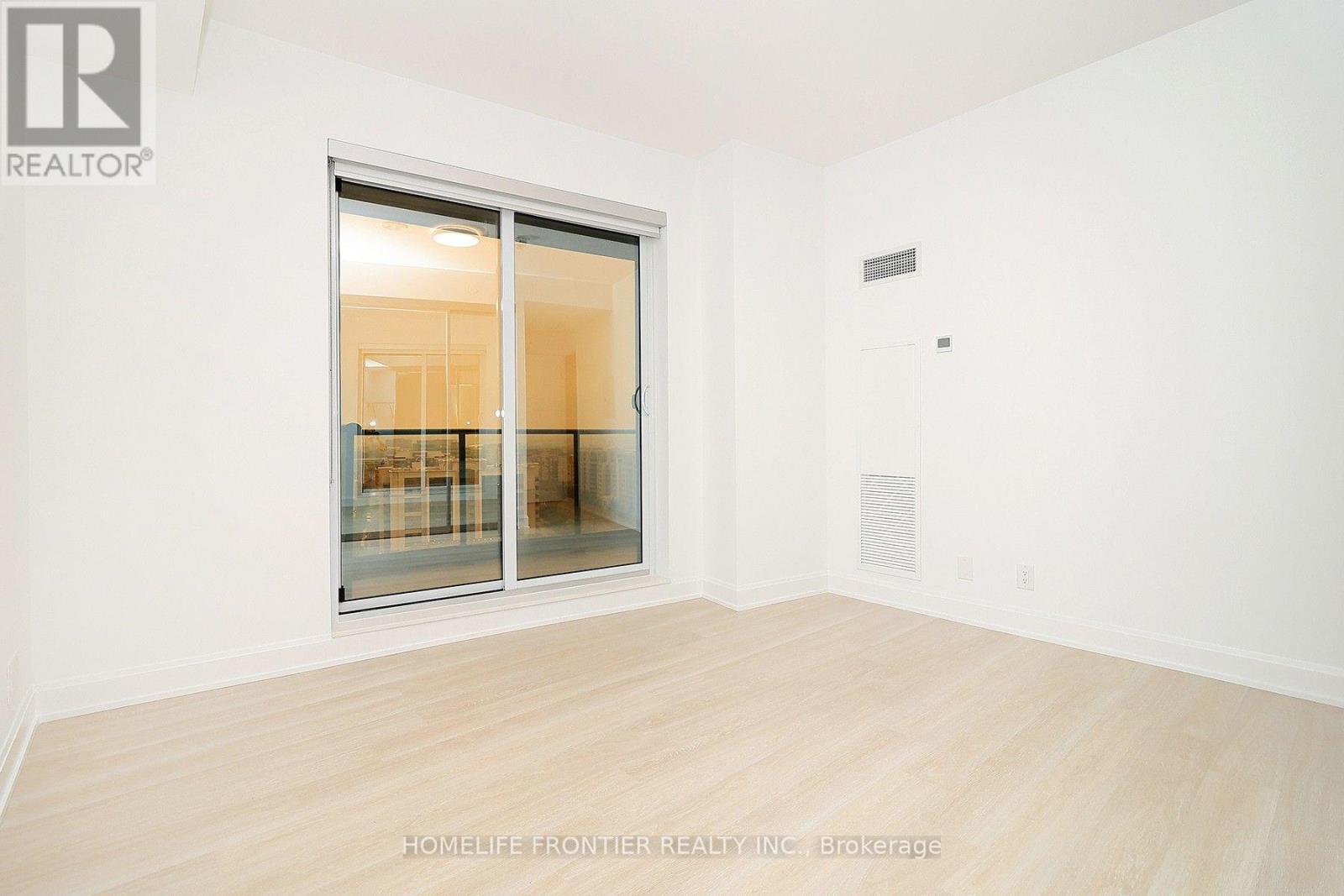 1606 - 12 Gandhi Lane, Markham, Ontario L3T 0G8 - Photo 11 - N13682066
