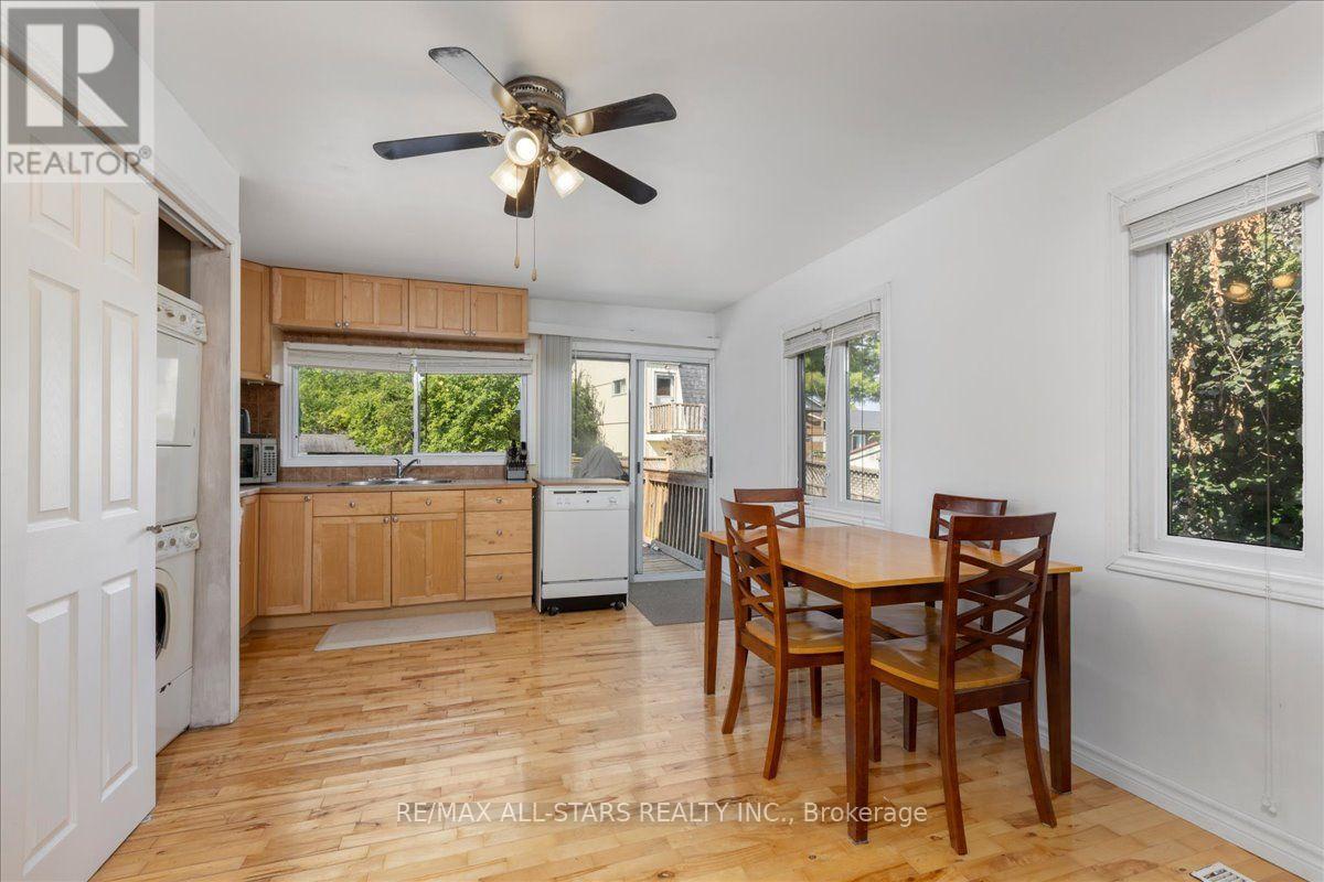 27182 Woodbine Avenue, Georgina, Ontario  L4P 3E9 - Photo 8 - N13682082