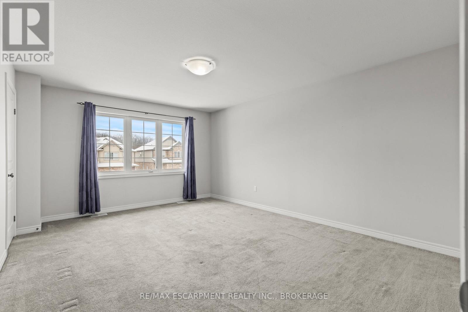 Main - 141 Winterberry Boulevard, Thorold, Ontario  L2V 5G6 - Photo 17 - X13681828