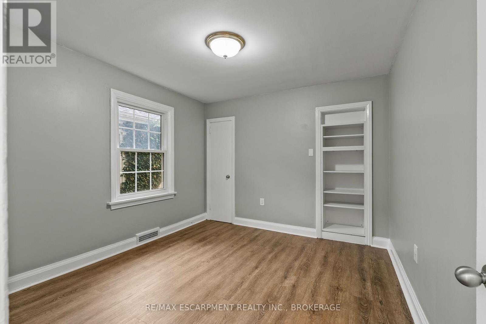 Main - 1 Linwood Street, St. Catharines, Ontario  L2N 2H4 - Photo 11 - X13681882