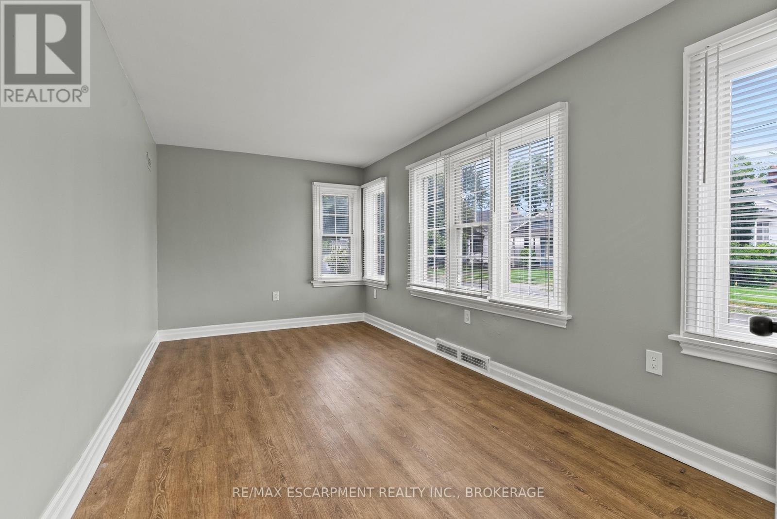 Main - 1 Linwood Street, St. Catharines, Ontario  L2N 2H4 - Photo 4 - X13681882