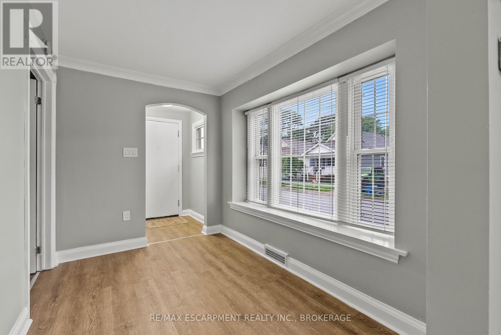 Main - 1 Linwood Street, St. Catharines, Ontario  L2N 2H4 - Photo 5 - X13681882