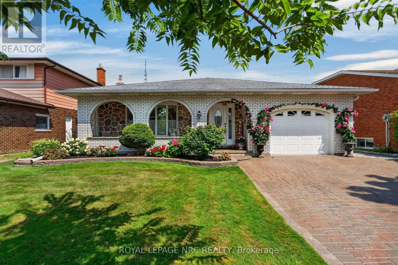 43 Brimley Crescent, St. Catharines, Ontario  L2M 7A8 - Photo 2 - X13682086