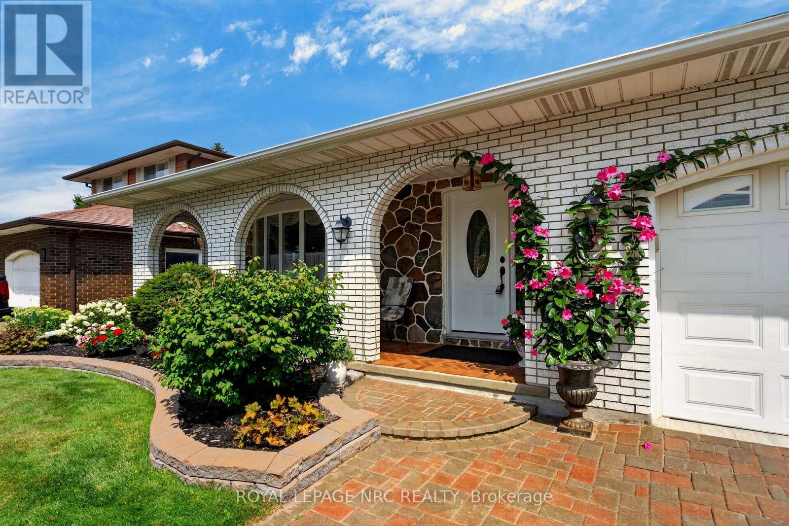 43 Brimley Crescent, St. Catharines, Ontario  L2M 7A8 - Photo 4 - X13682086