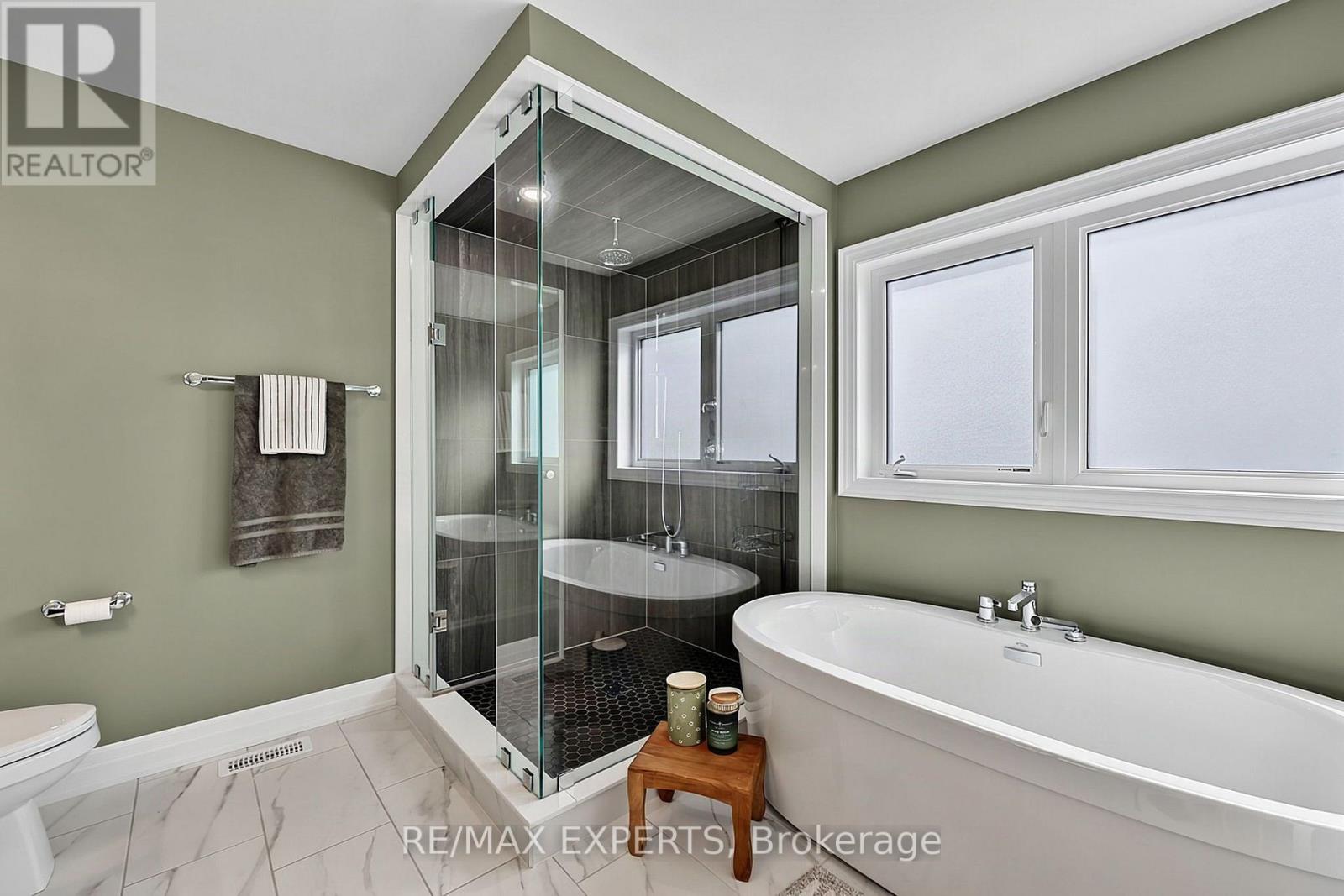222 Mapleside Drive, Wasaga Beach, Ontario  L9Z 0L4 - Photo 29 - S13681848