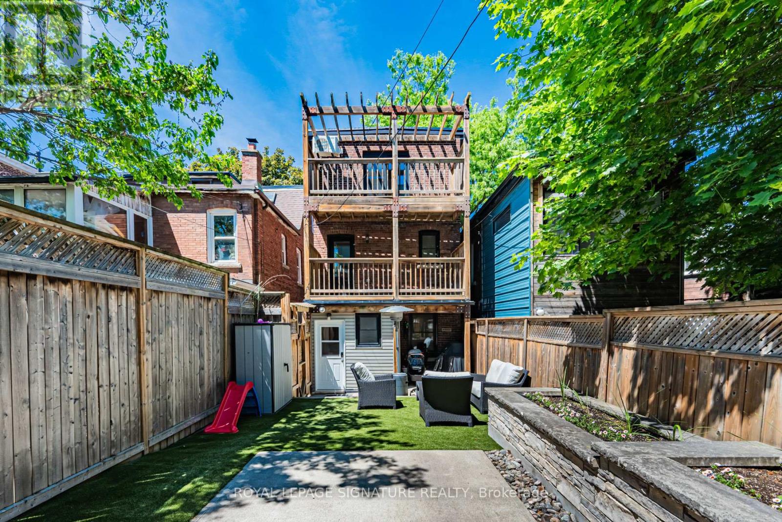 79 Pendrith Street, Toronto, Ontario  M6G 1R8 - Photo 42 - W13681802