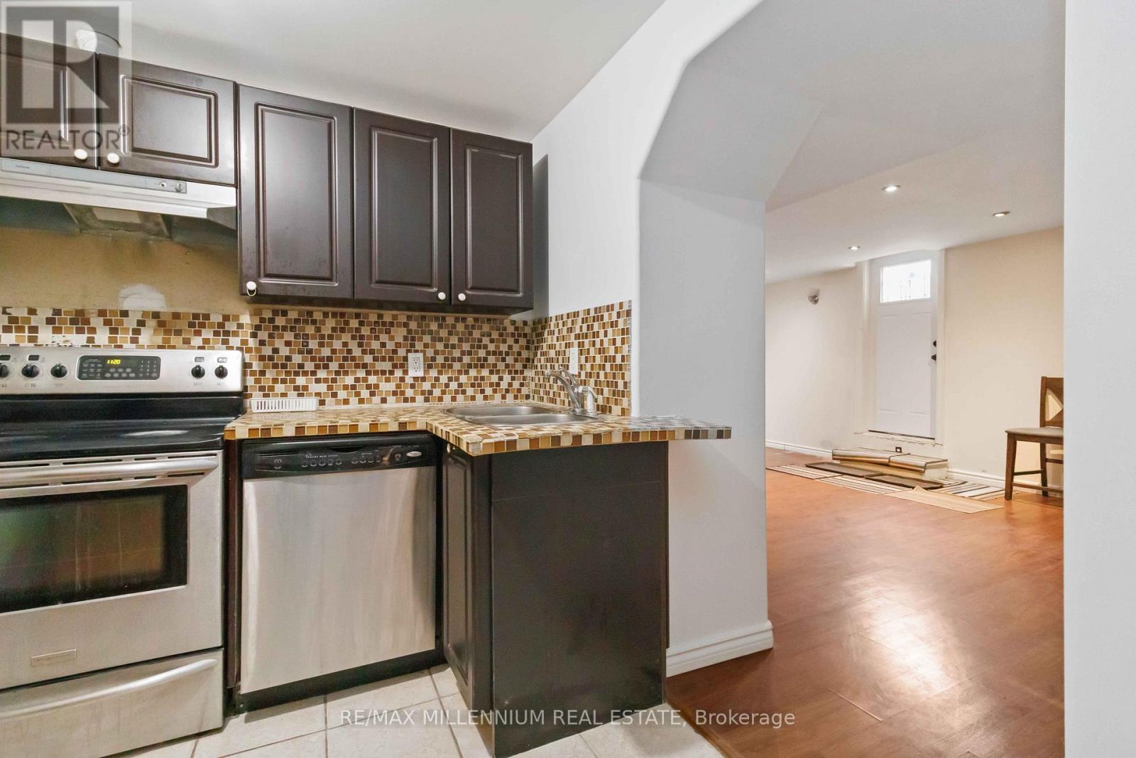 Bsmt - 6575 Alderwood Trail, Mississauga, Ontario  L5N 6W3 - Photo 13 - W13681830