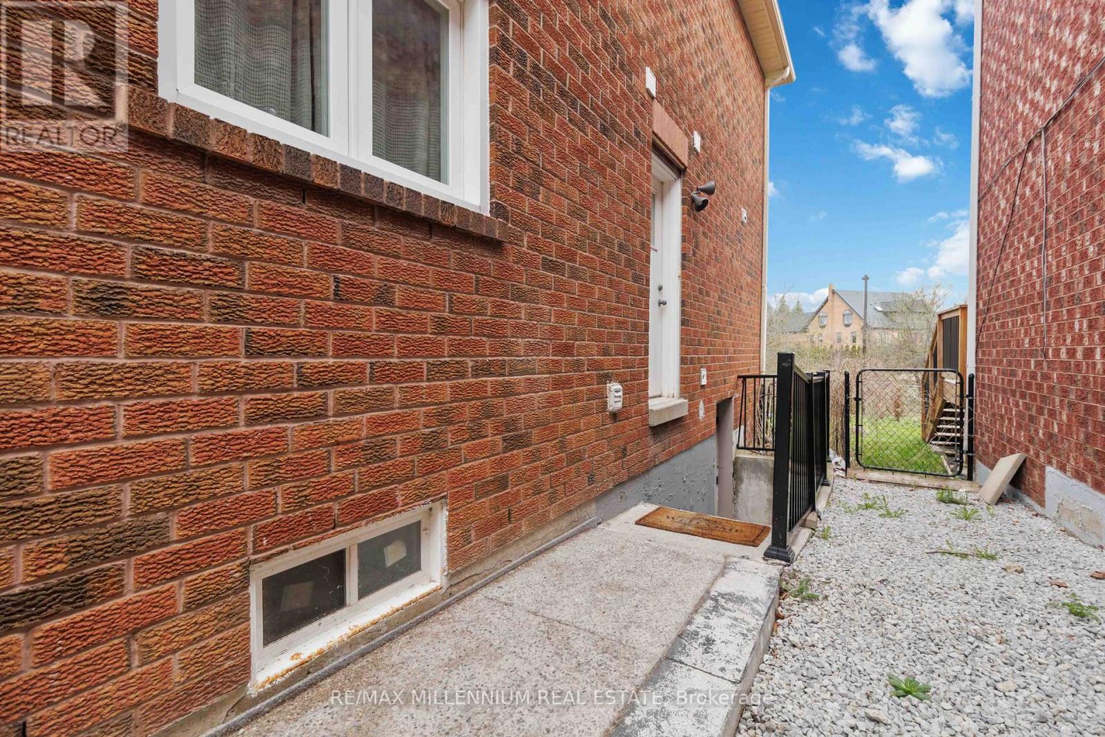 Bsmt - 6575 Alderwood Trail, Mississauga, Ontario  L5N 6W3 - Photo 29 - W13681830