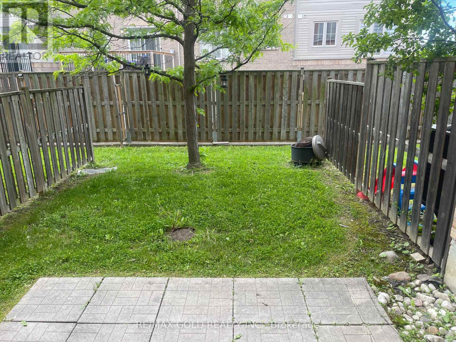 6 Cailiff Street, Brampton, Ontario  L6Y 0P9 - Photo 12 - W13681840
