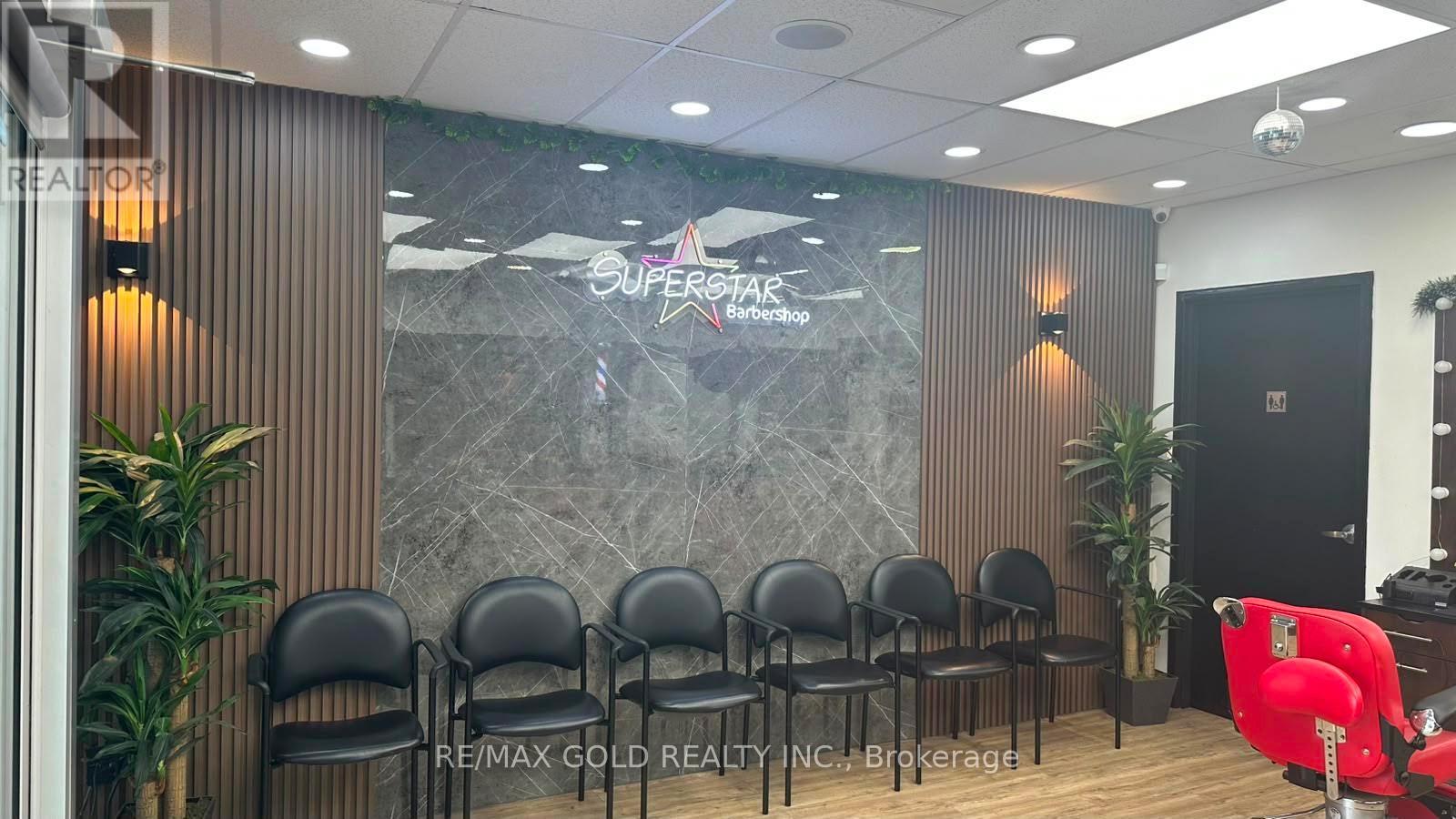 2 - 24 Dundas Street E, Mississauga, Ontario  L5A 1W2 - Photo 6 - W13681866