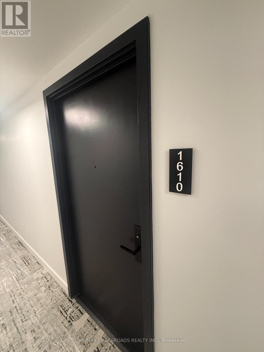 1610 - 3009 Novar Road, Mississauga, Ontario  L5B 0P9 - Photo 2 - W13681908