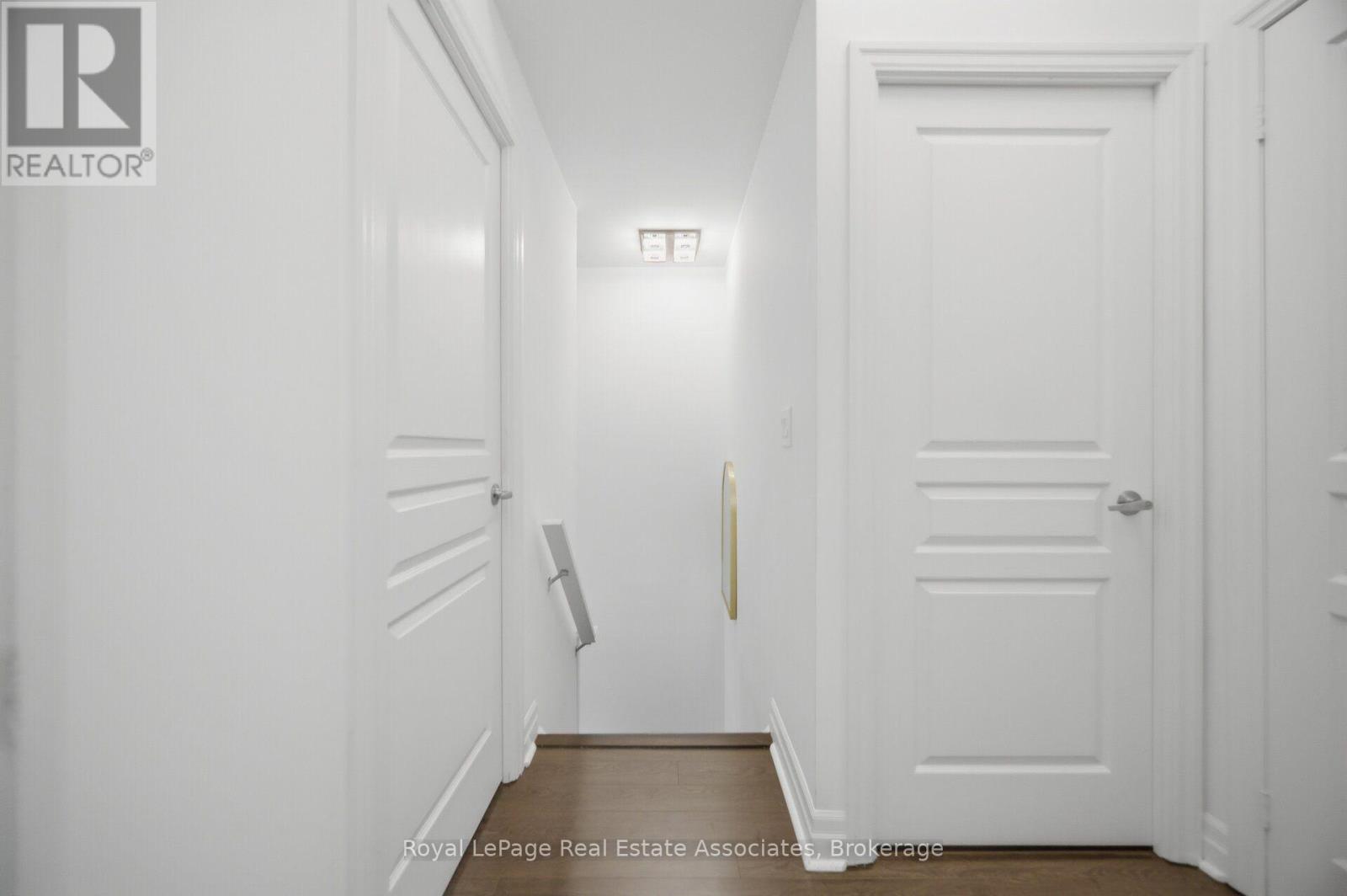305 - 220 Burnhamthorpe Road W, Mississauga, Ontario  L5B 4N4 - Photo 22 - W13681924