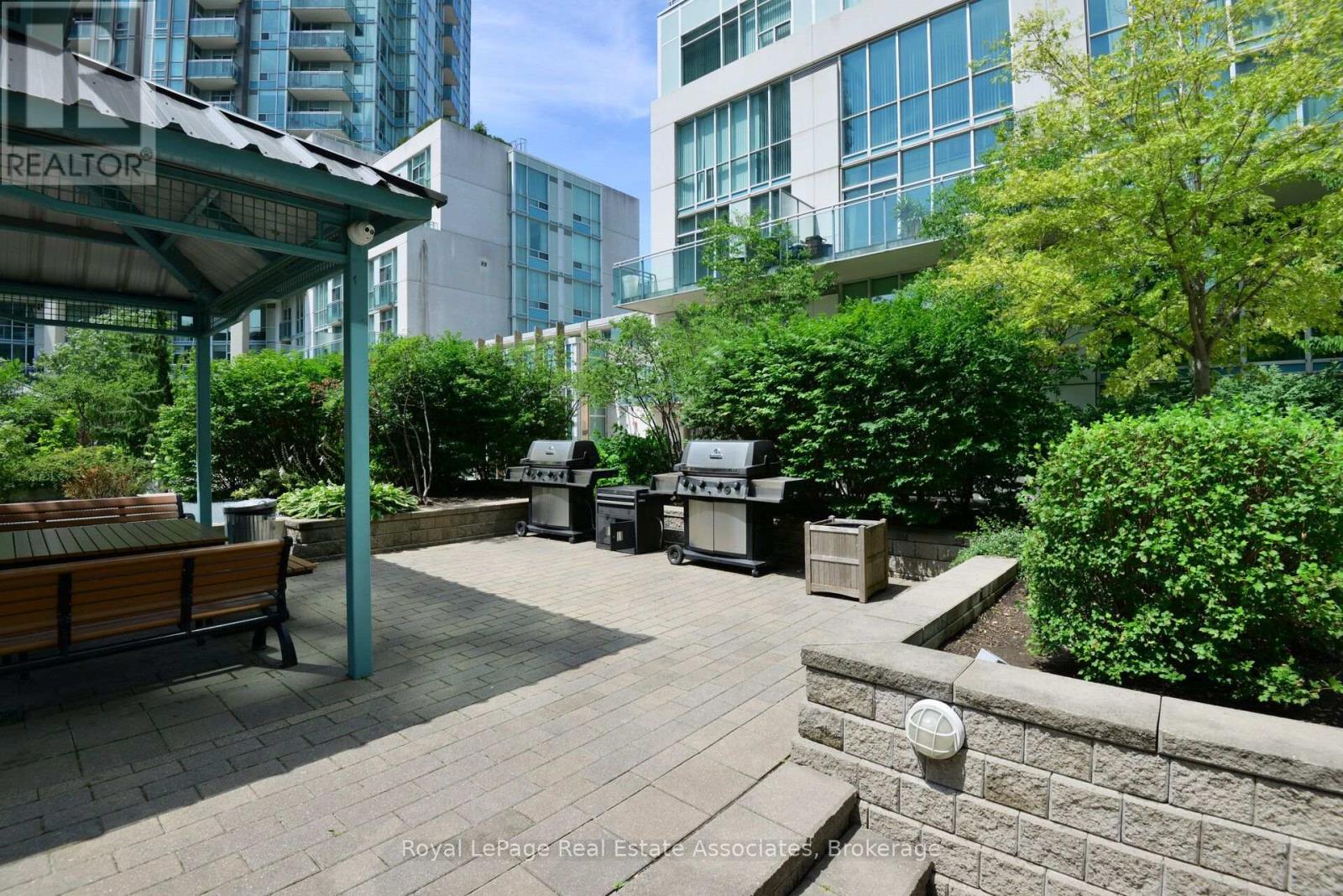 305 - 220 Burnhamthorpe Road W, Mississauga, Ontario  L5B 4N4 - Photo 43 - W13681924