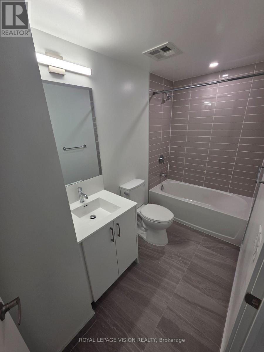 1716 - 4010 Eglinton Avenue W, Toronto, Ontario  M9A 0G5 - Photo 5 - W13681934
