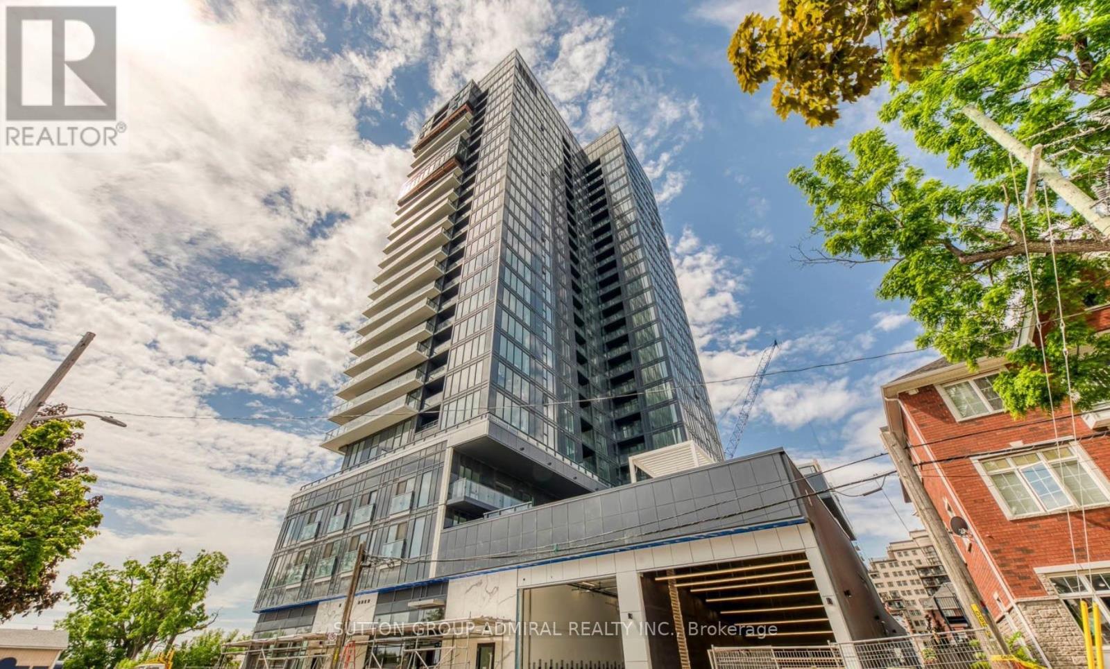 2308 - 370 Martha Street, Burlington, Ontario L7R 2P7 - Photo 1 - W13682040