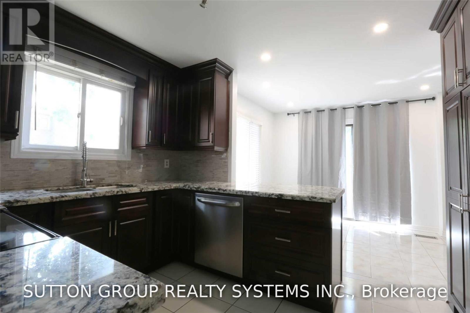 Upper - 6005 Tenth Line, Mississauga, Ontario  L5N 5S6 - Photo 10 - W13682070