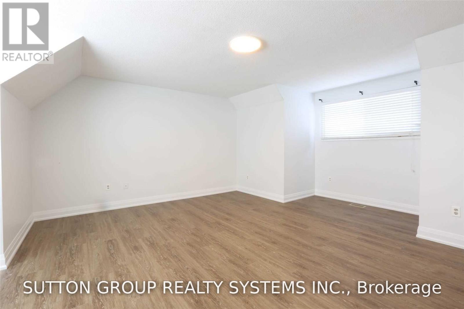 Upper - 6005 Tenth Line, Mississauga, Ontario  L5N 5S6 - Photo 12 - W13682070