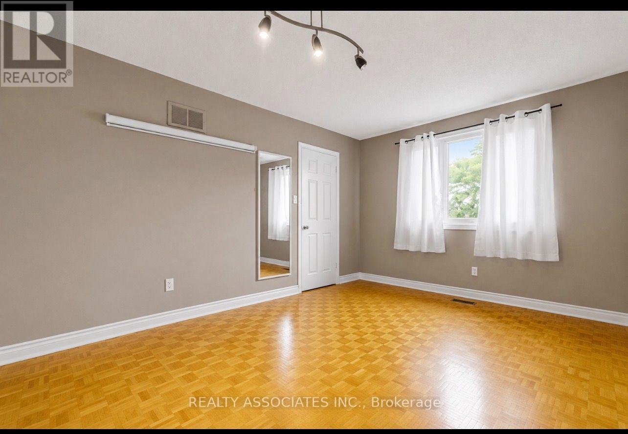 96 Zinnia Place S, Vaughan, Ontario  L4L 6G7 - Photo 22 - N13592408