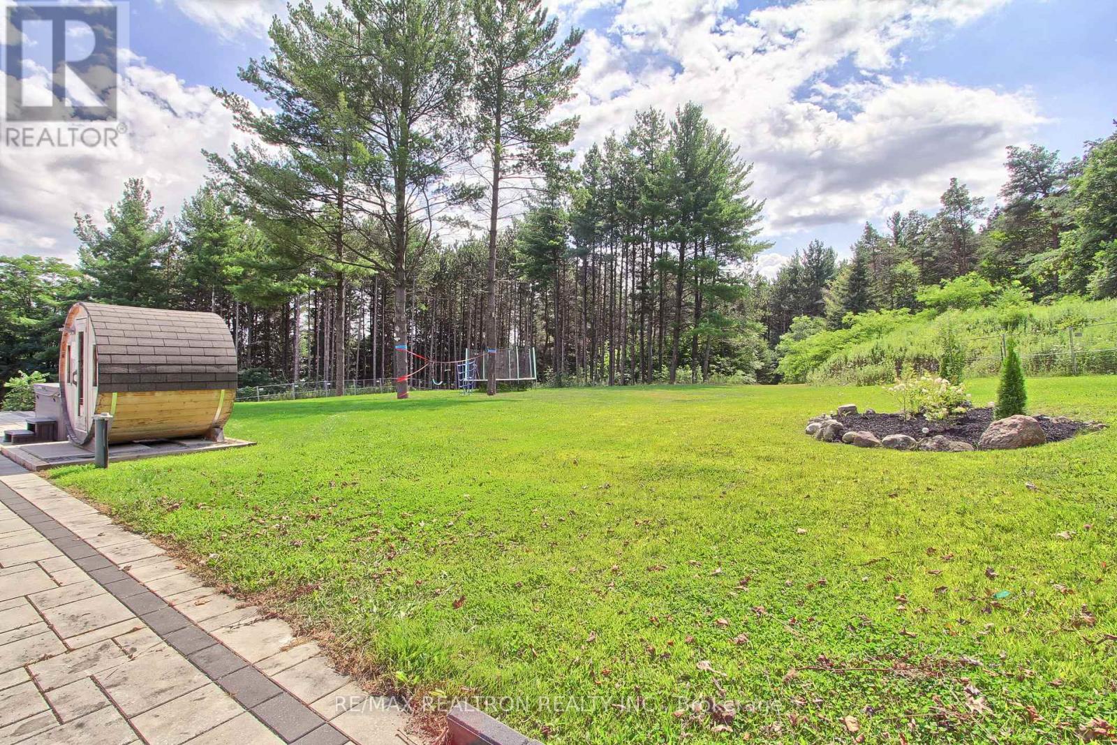 3433 Mount Albert Road, East Gwillimbury, Ontario  L0G 1V0 - Photo 39 - N13681906