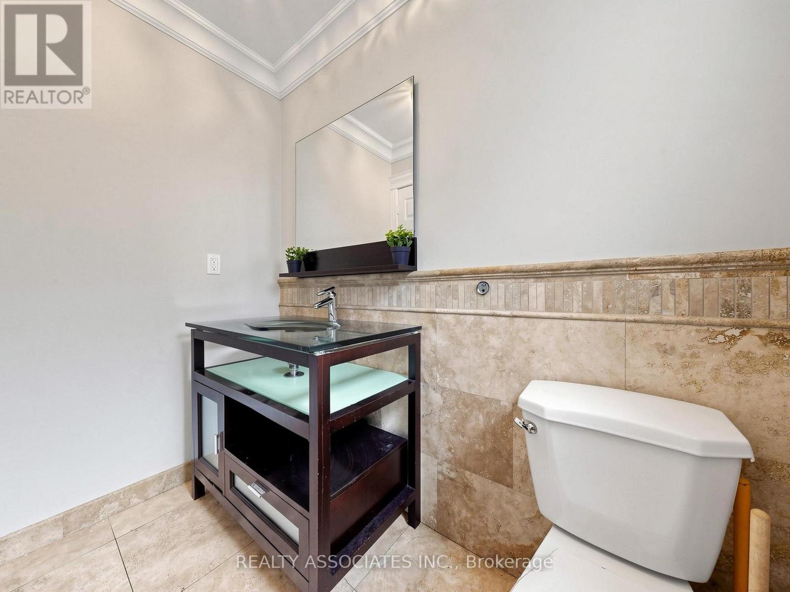 96 Zinnia Place S, Vaughan, Ontario  L4L 6G7 - Photo 32 - N13592408