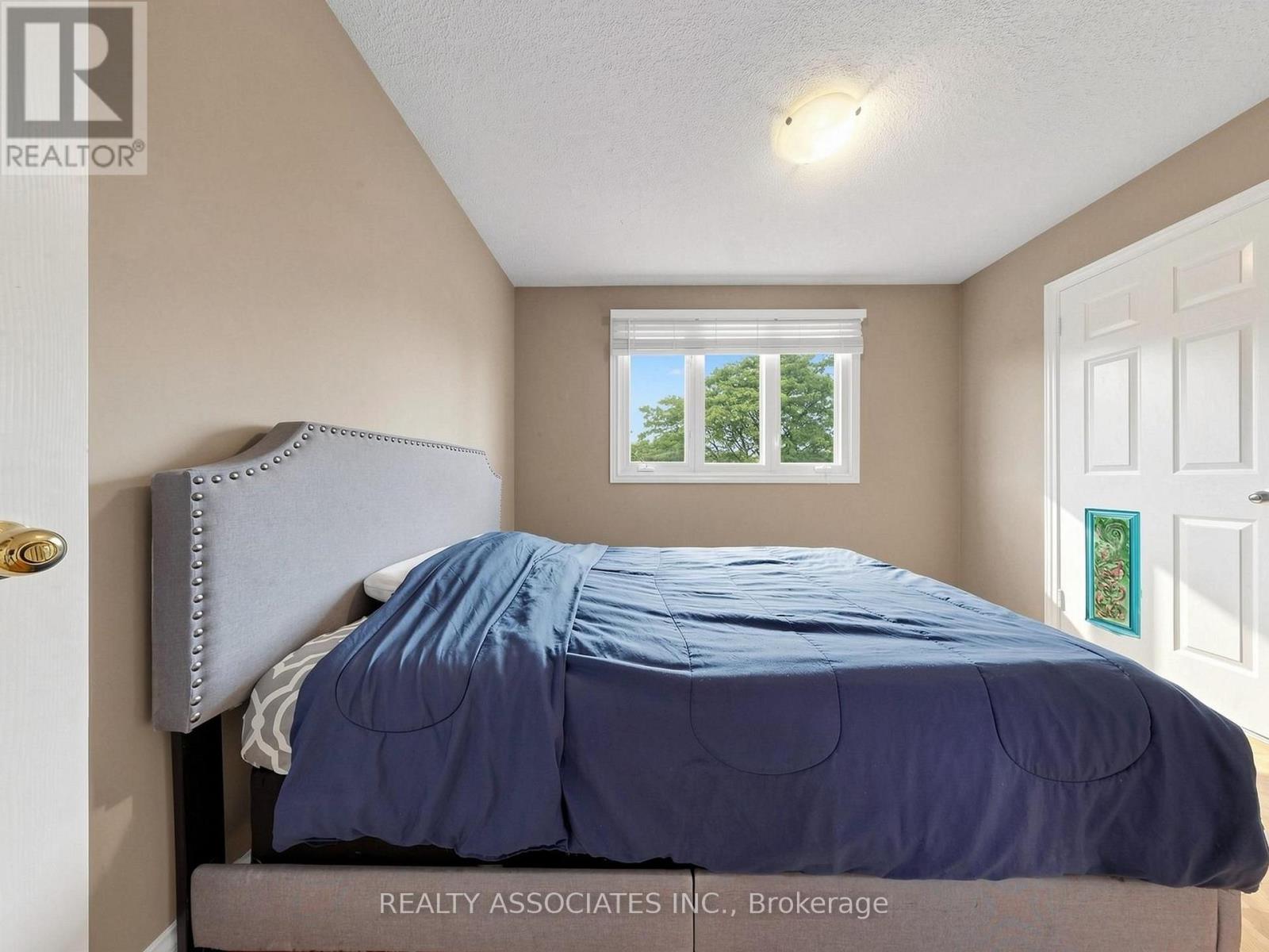 96 Zinnia Place S, Vaughan, Ontario  L4L 6G7 - Photo 21 - N13592408