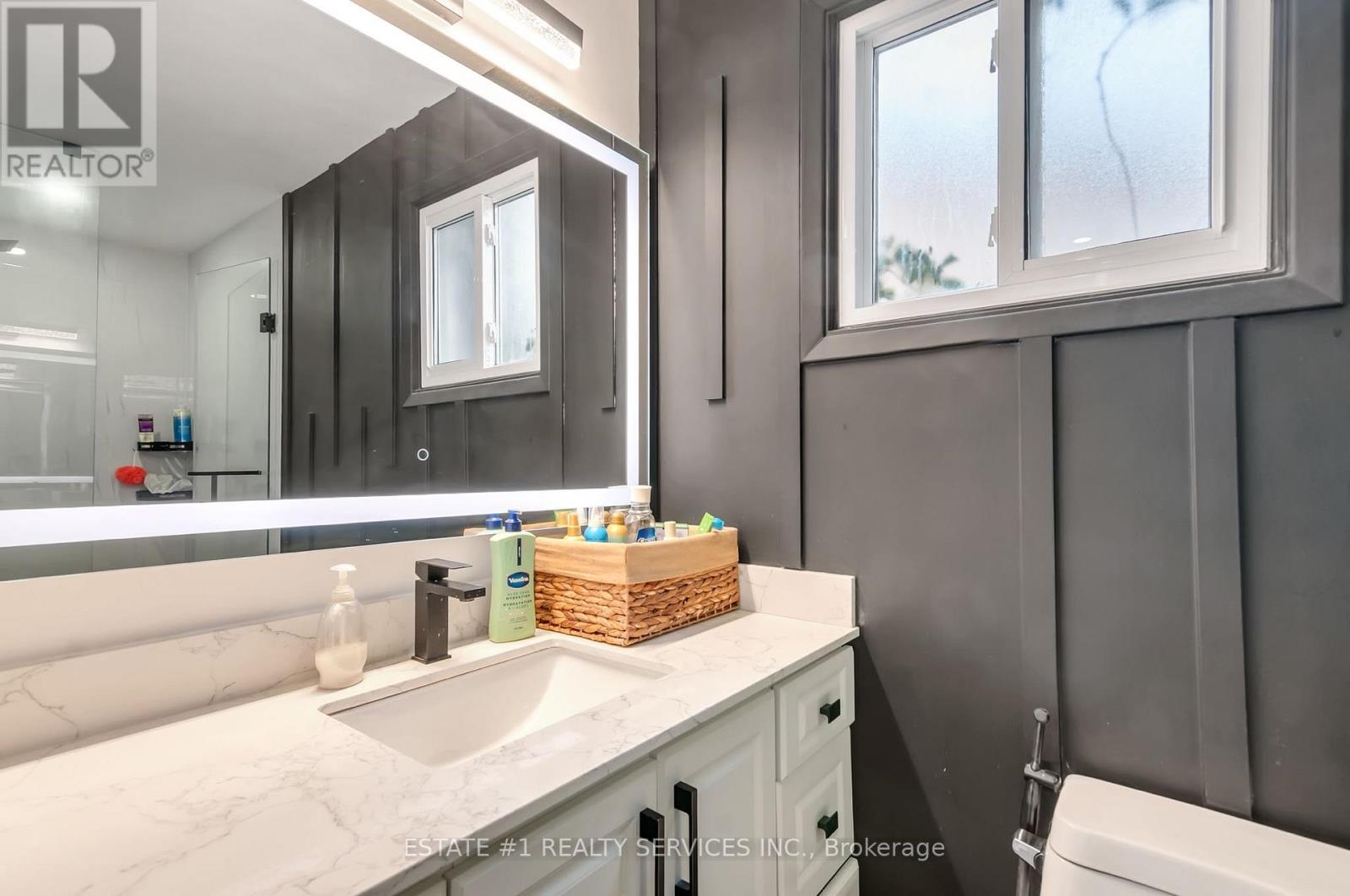 4212 Powderhorn Crescent, Mississauga, Ontario  L5L 3B9 - Photo 27 - W13680152