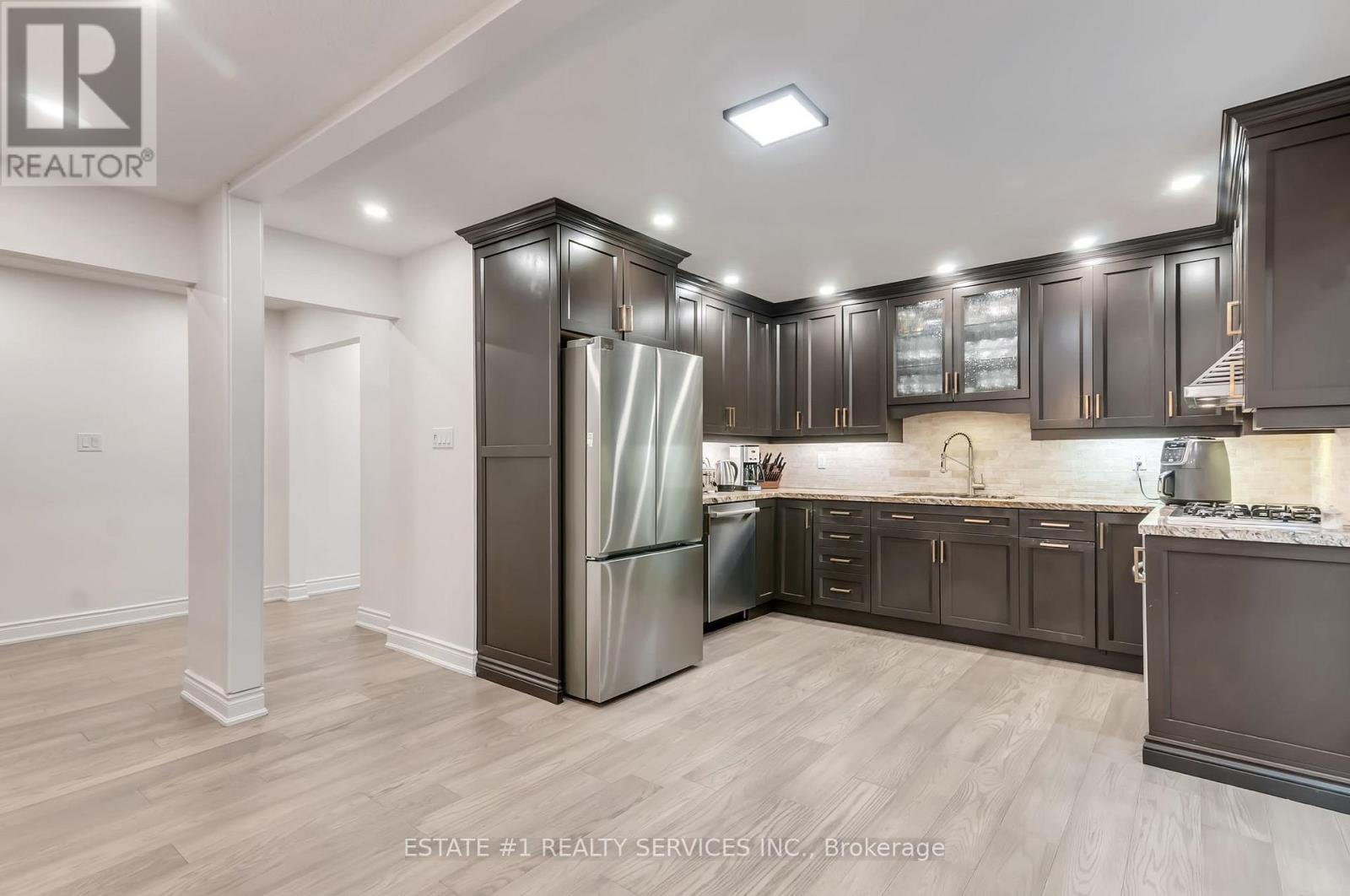 4212 Powderhorn Crescent, Mississauga, Ontario  L5L 3B9 - Photo 14 - W13680152