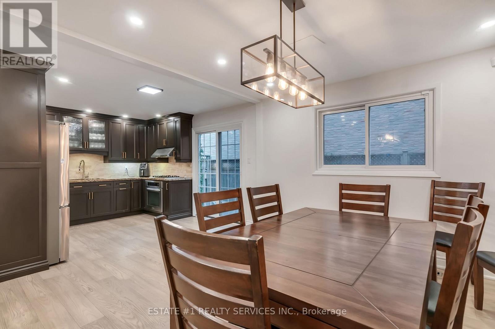 4212 Powderhorn Crescent, Mississauga, Ontario  L5L 3B9 - Photo 12 - W13680152