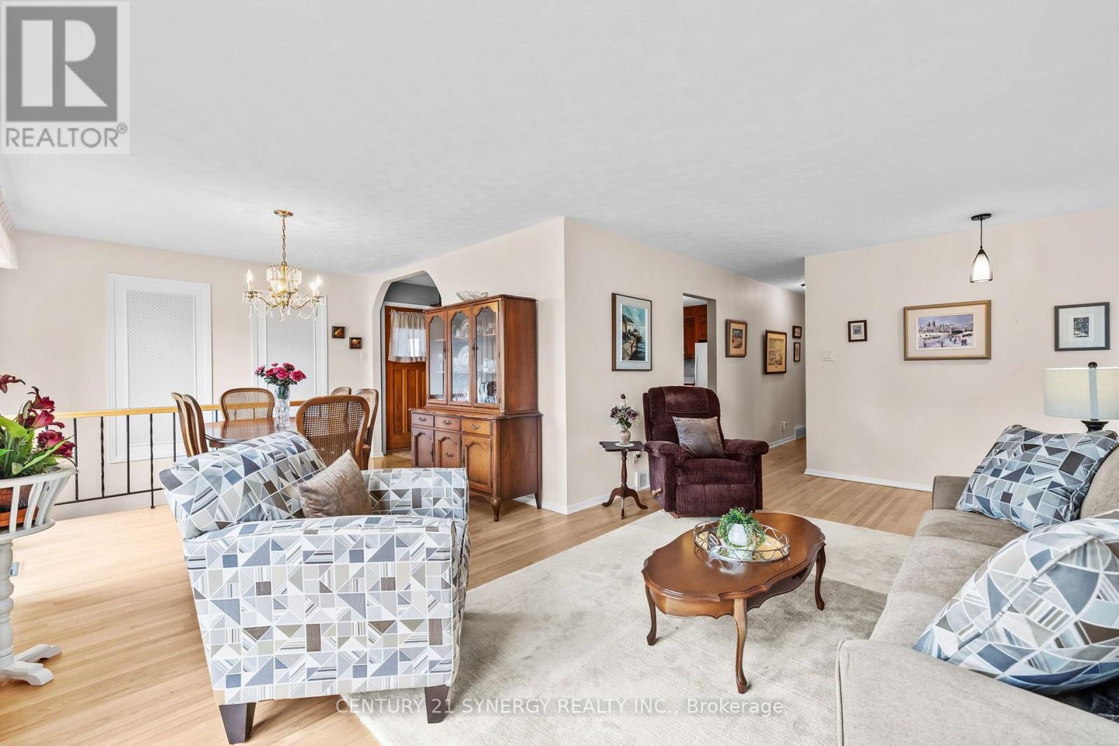 2201 Haig Drive, Ottawa, Ontario  K1G 2L3 - Photo 9 - X13544796