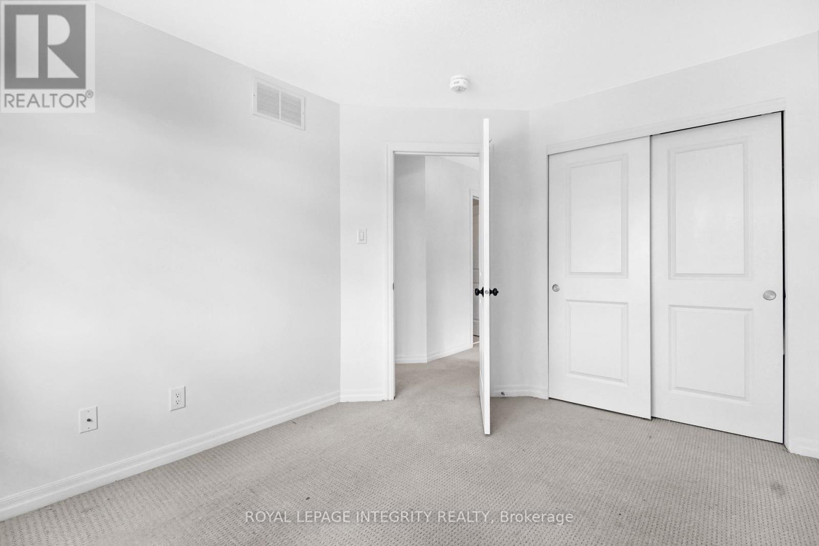 216 Gossamer Street, Ottawa, Ontario  K1C 7G4 - Photo 30 - X13682054