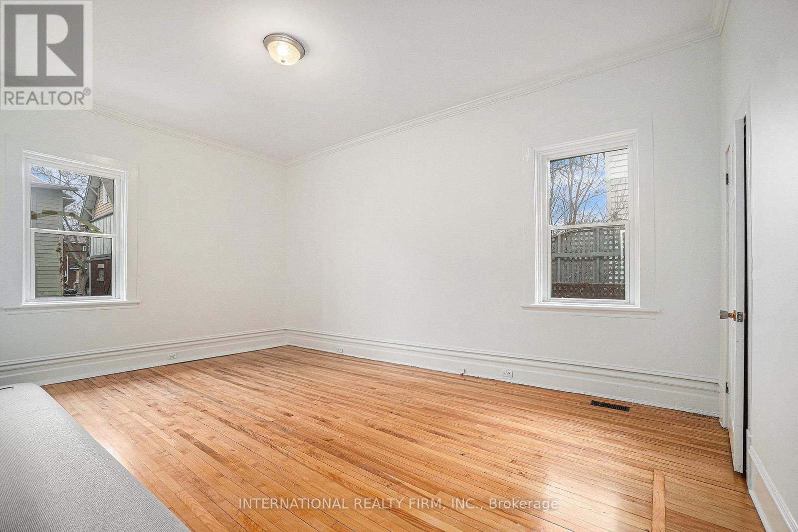 101 Cameron Avenue, Ottawa, Ontario  K1S 0W8 - Photo 5 - X13681870
