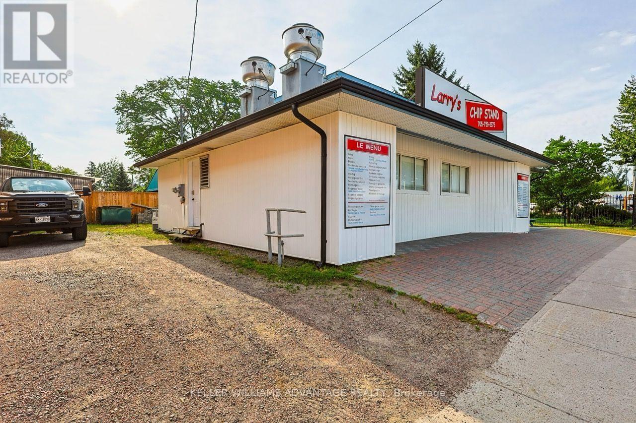 230 Main Street, West Nipissing, Ontario  P2B 1P4 - Photo 2 - X13681898