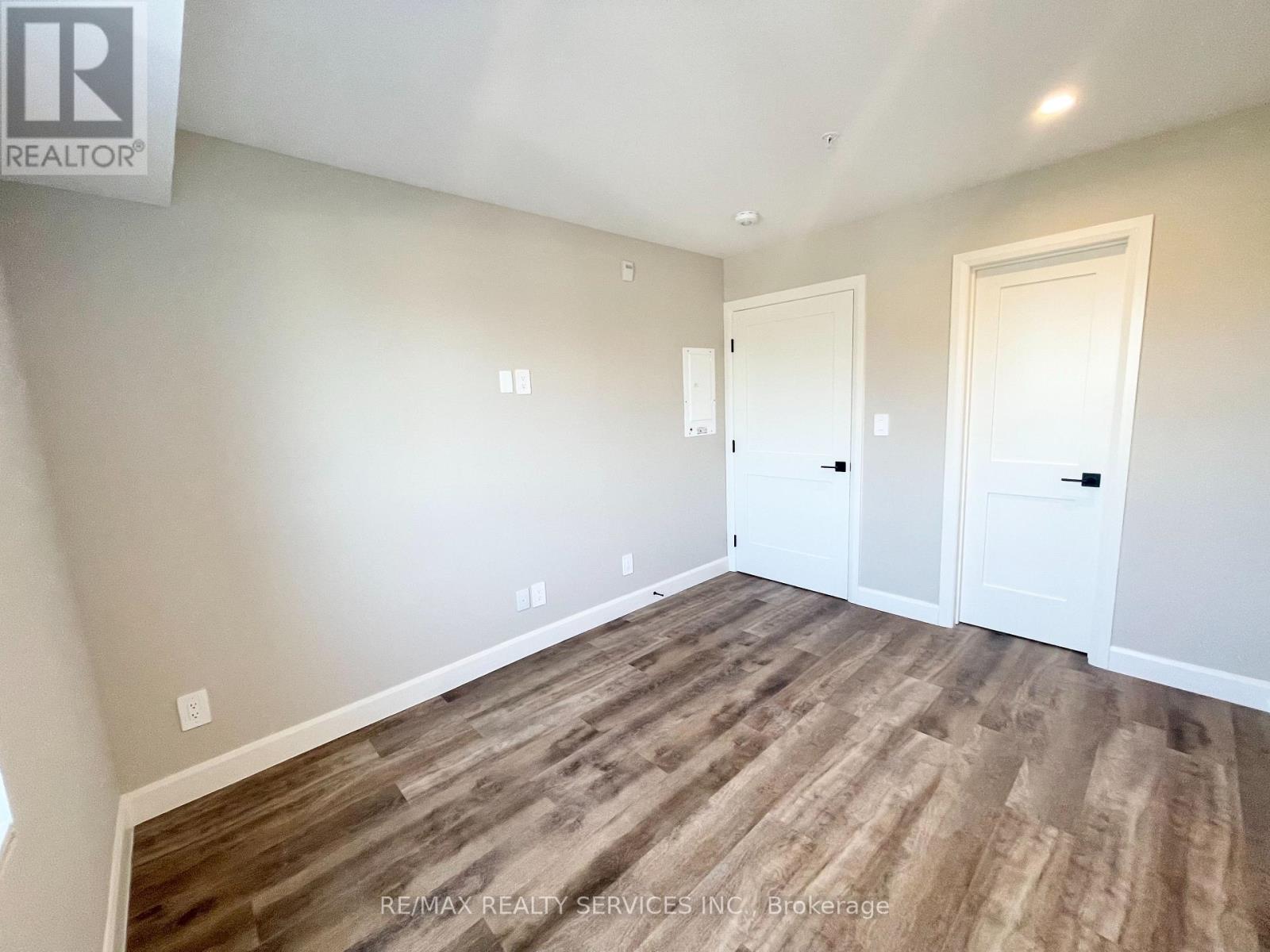 213 - 34 Norman Street, Brantford, Ontario N3R 2Y1 - Photo 10 - X13554454