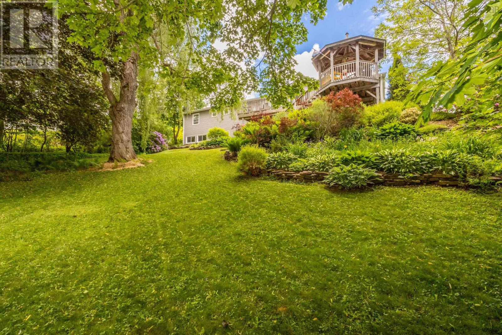 15 Grandview Drive, Wolfville, Nova Scotia