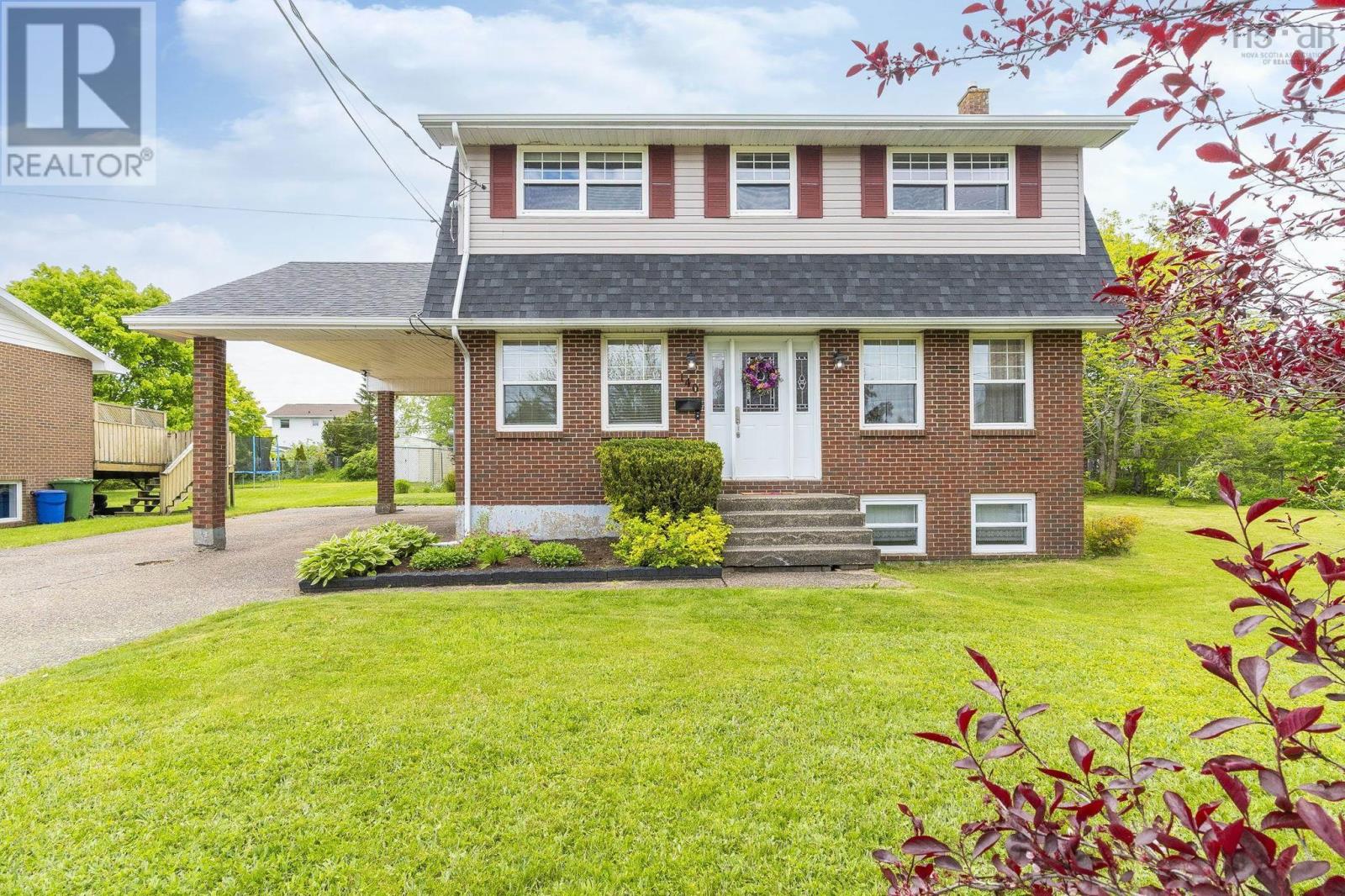 140 Flagstone Drive, Dartmouth, Nova Scotia  B2V 1Z8 - Photo 1 - 202620531