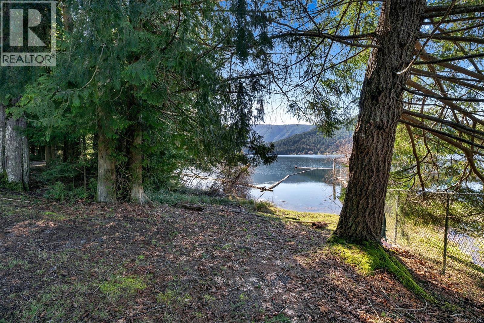8965 Meades Creek Rd, Lake Cowichan, British Columbia  V0R 2G0 - Photo 3 - 1047057