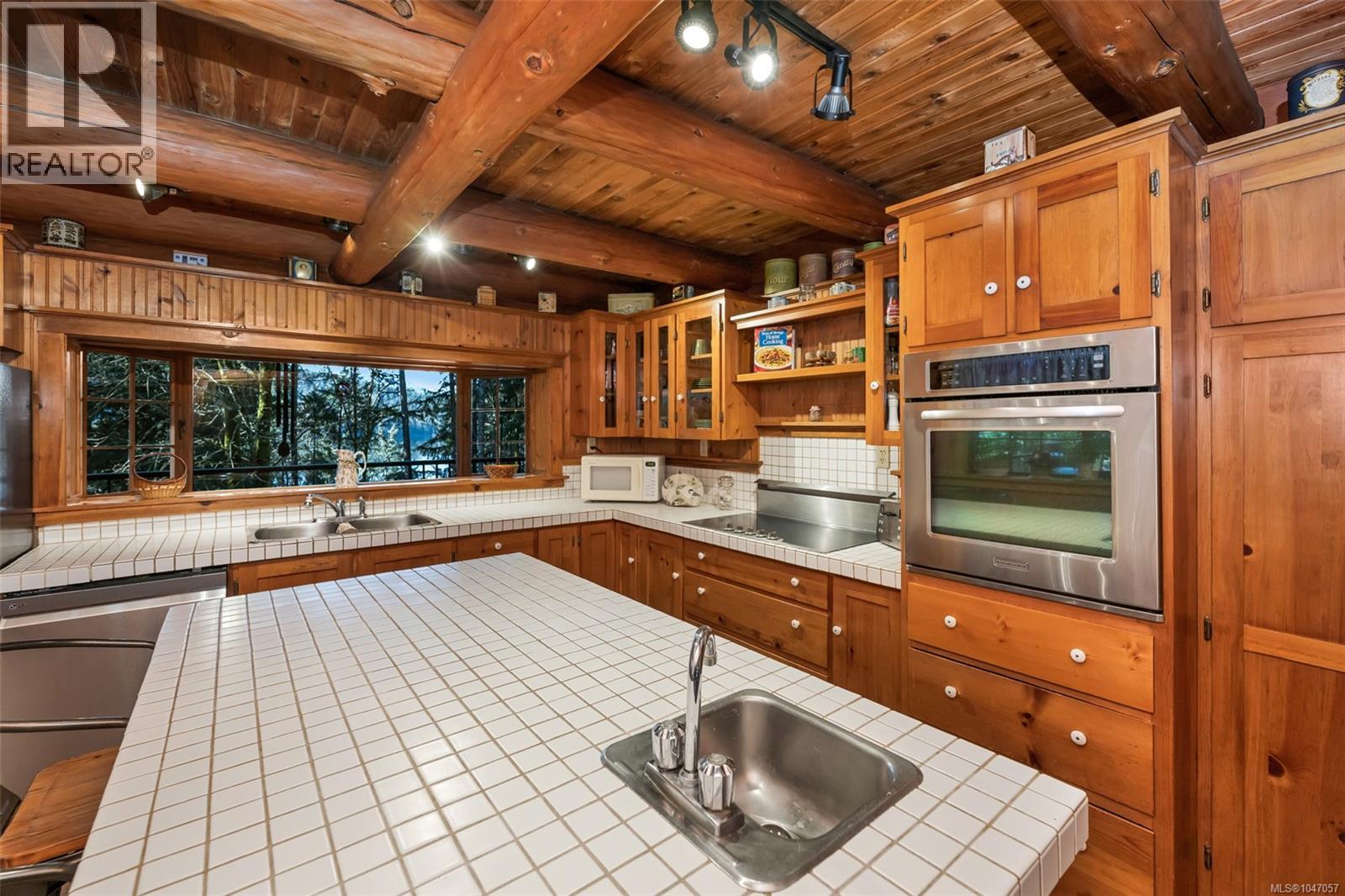 8965 Meades Creek Rd, Lake Cowichan, British Columbia  V0R 2G0 - Photo 30 - 1047057