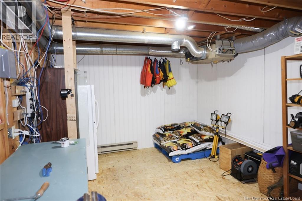 38 Pine Ridge Avenue, New Maryland, New Brunswick  E3C 1C6 - Photo 37 - NB146147
