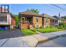 34 POPLAR Avenue, Hamilton, Ontario