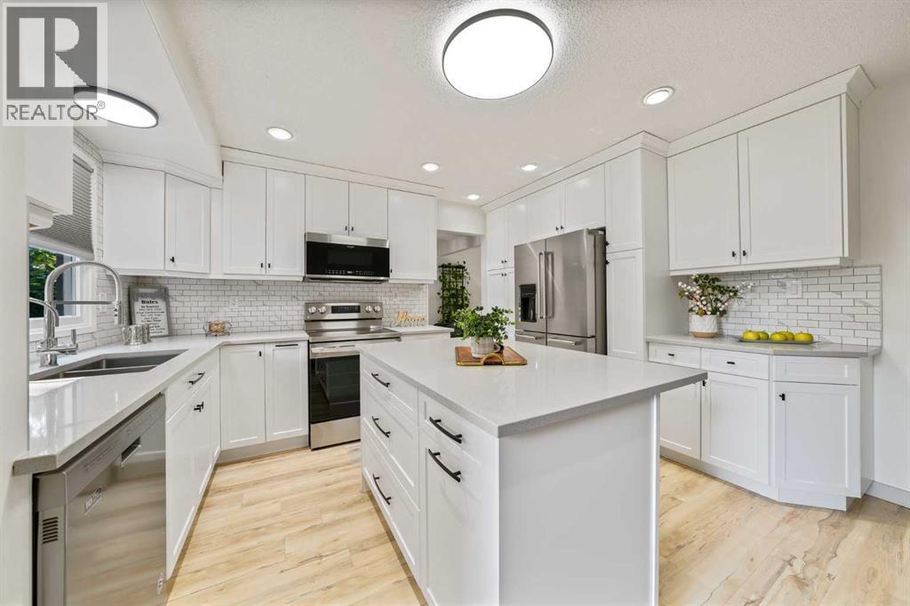 40 Silver Ridge Court NW, Calgary, Alberta  T3B 4V5 - Photo 19 - A2326233
