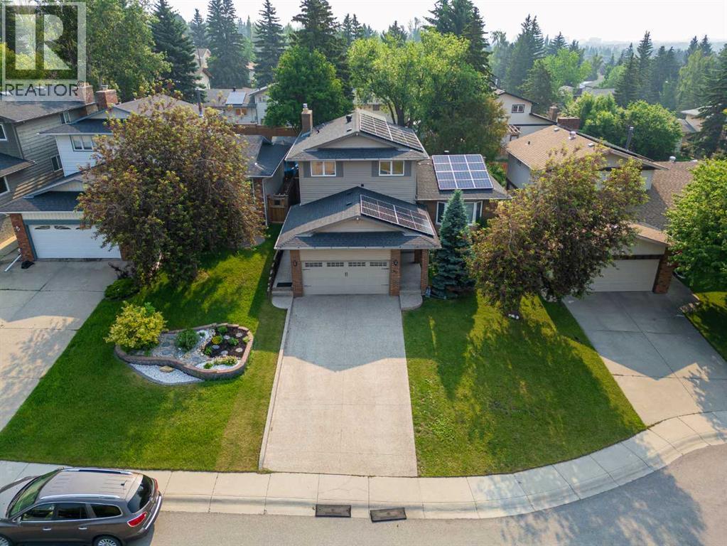 40 Silver Ridge Court NW, Calgary, Alberta  T3B 4V5 - Photo 2 - A2326233