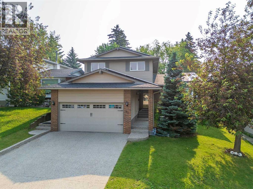 40 Silver Ridge Court NW, Calgary, Alberta  T3B 4V5 - Photo 1 - A2326233