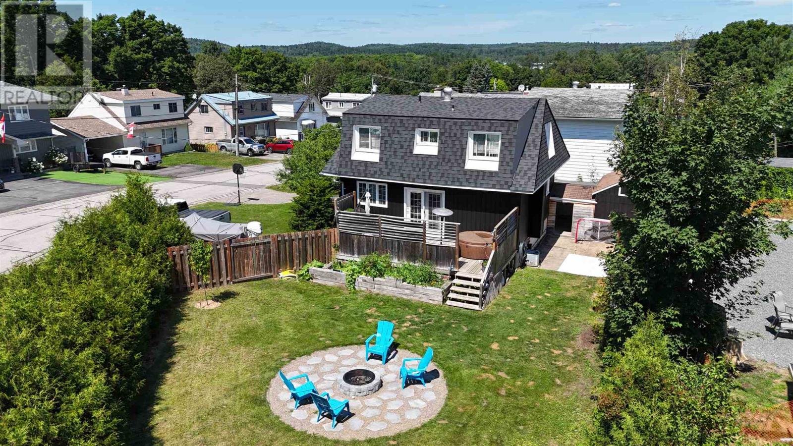 40 Westview Cres, Elliot Lake, Ontario  P5A 2B2 - Photo 2 - SM262043