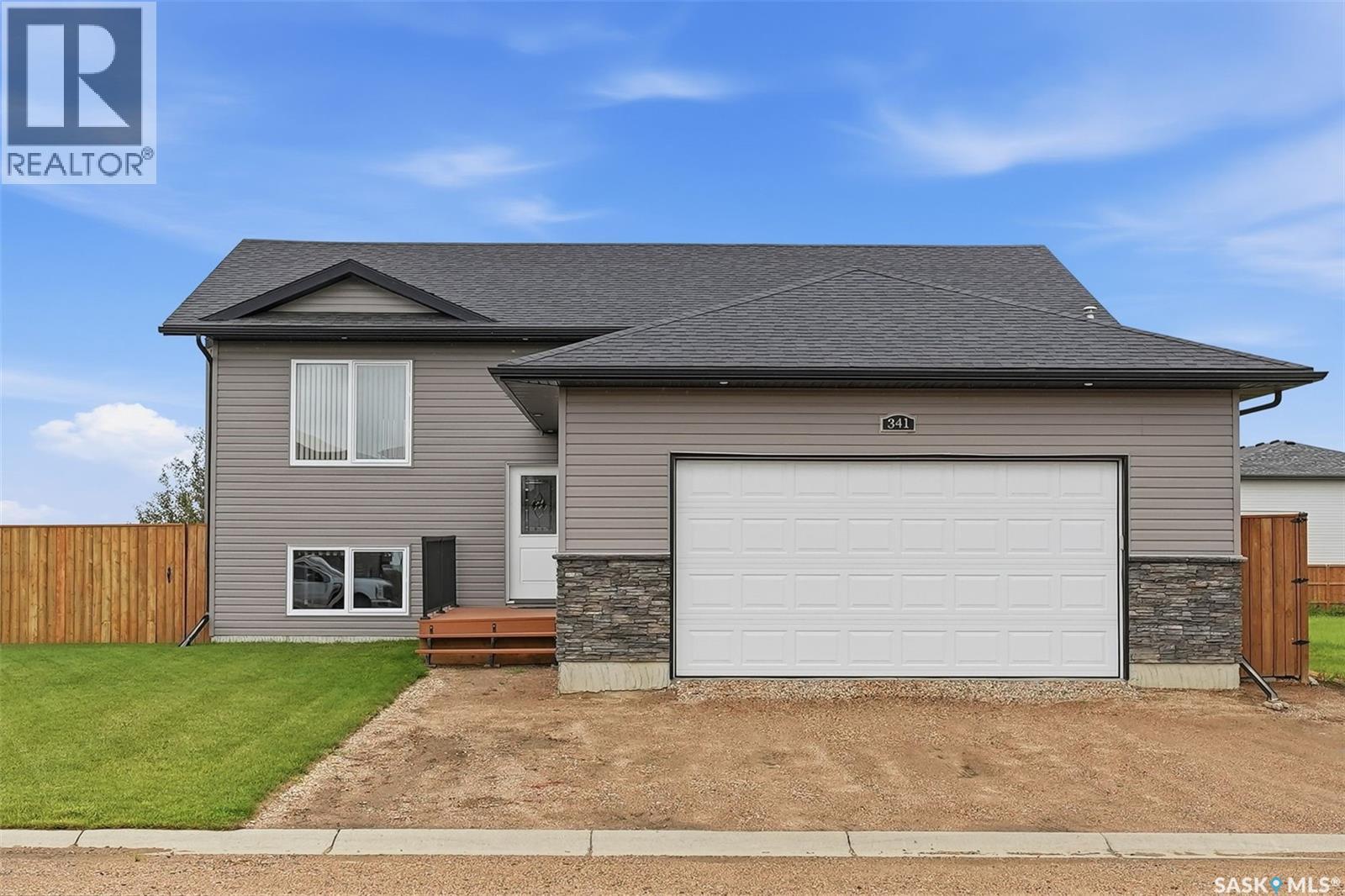 341 Hamm Court, Aberdeen, Saskatchewan  S0K 0A0 - Photo 1 - SK045760