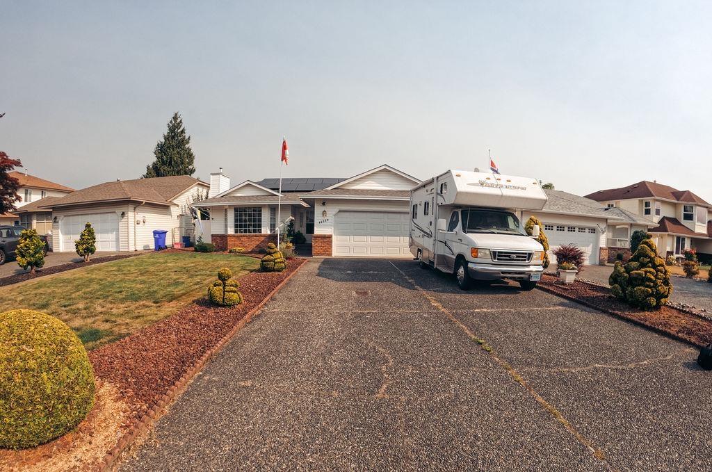 46669 Ramona Drive, Chilliwack Proper South, Chilliwack, British Columbia  V2P 8B4 - Photo 2 - R3153768